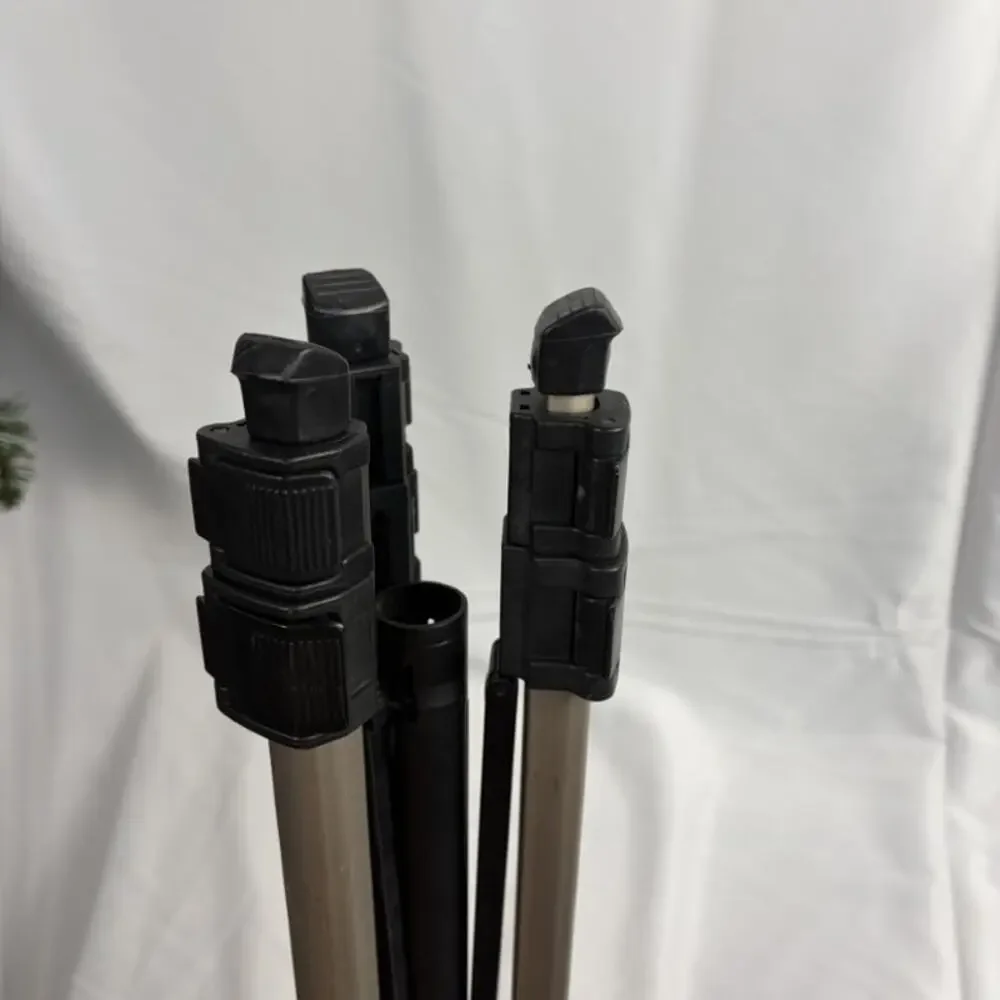 Velbon S-4000 Tripod with PH-156Q Pan-Tilt Head and Quick Release Plate, Used